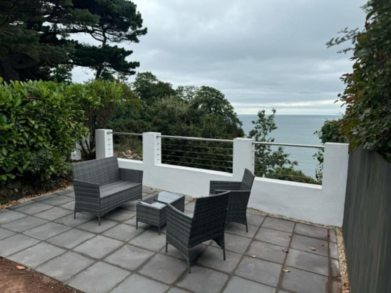 Apartment Stunning With Uninterrupted Views