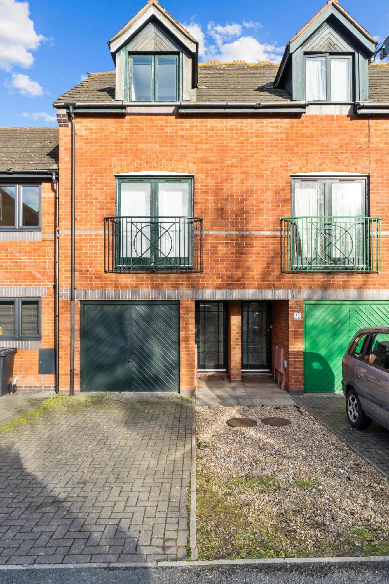 Apartment Free Parking Near Shelly *