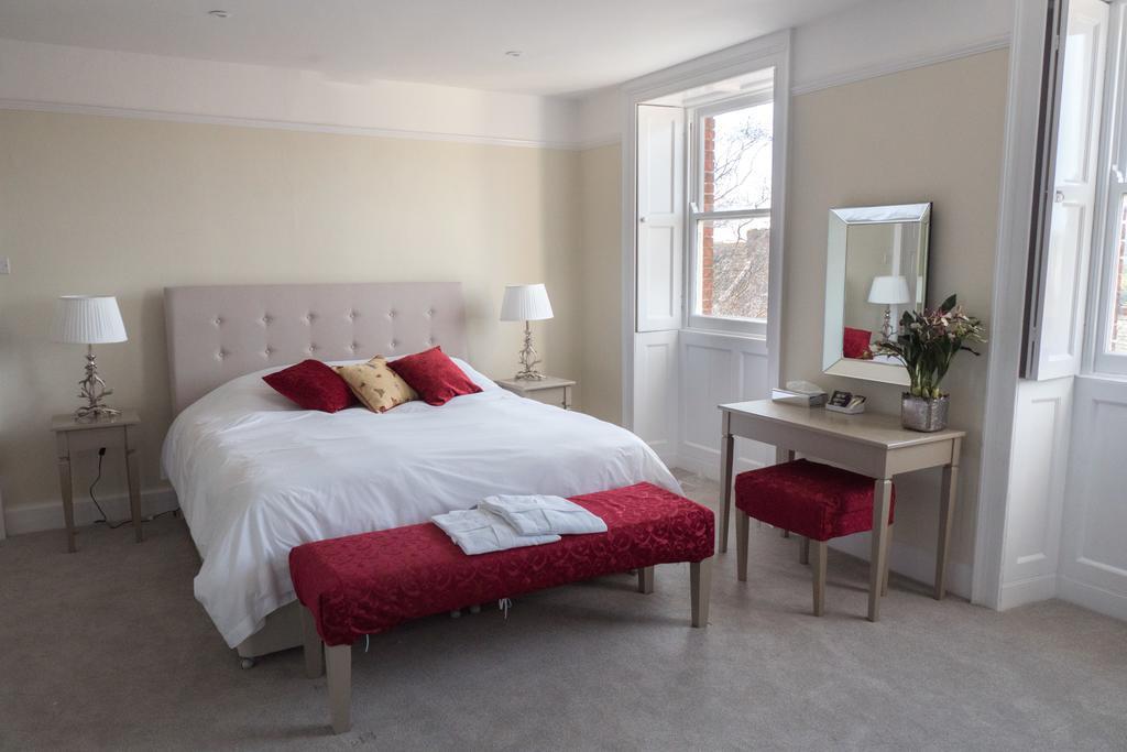 Casa de hóspedes Broadway House Luxury Serviced 3*