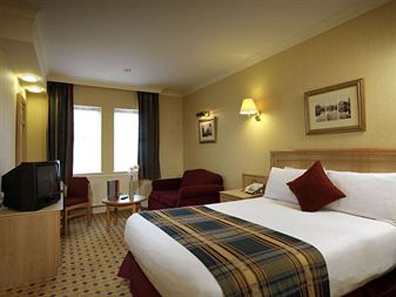 Hotel Rougemont By Sunday 4*