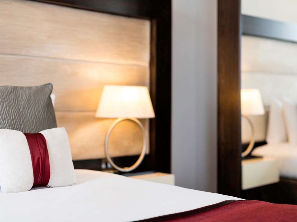 Hotel Rougemont By Sunday