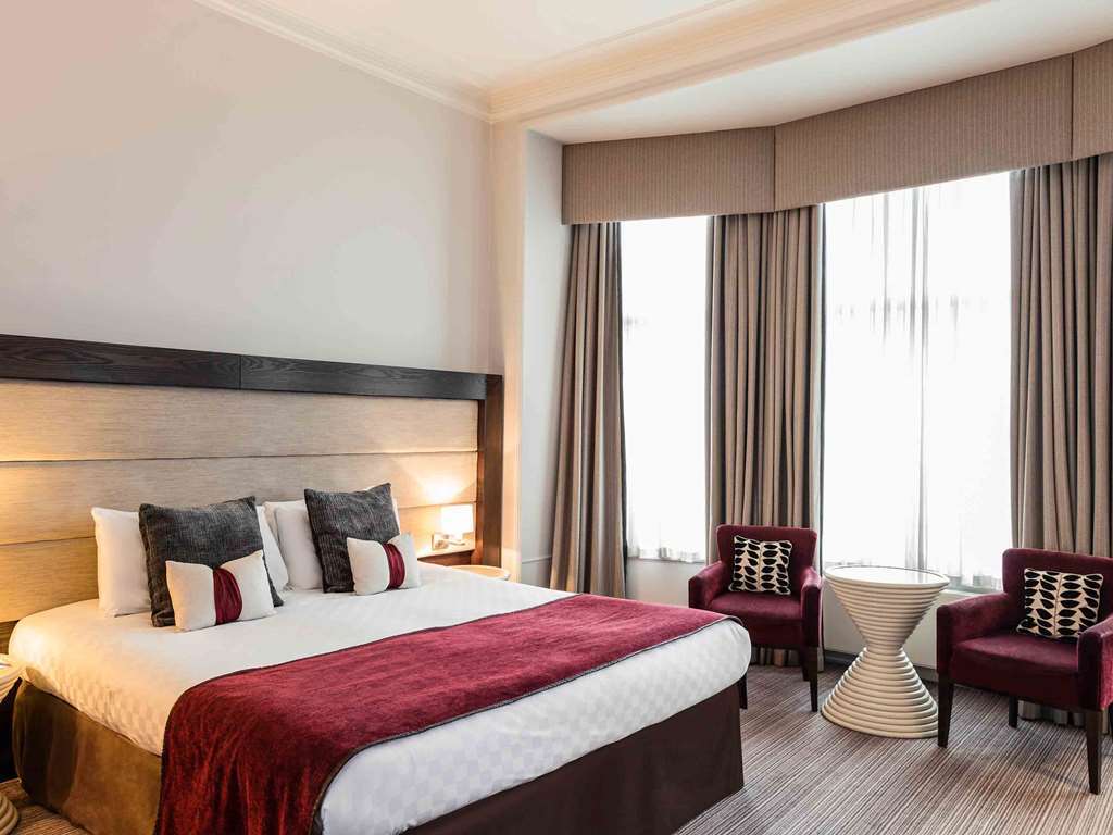 Hotel Rougemont By Sunday 4*