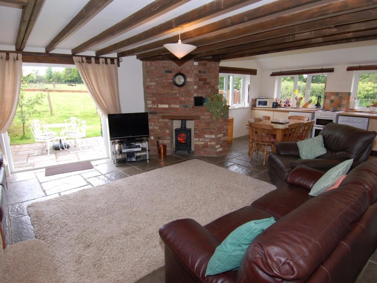 Orchard Cottage, Holiday home *
