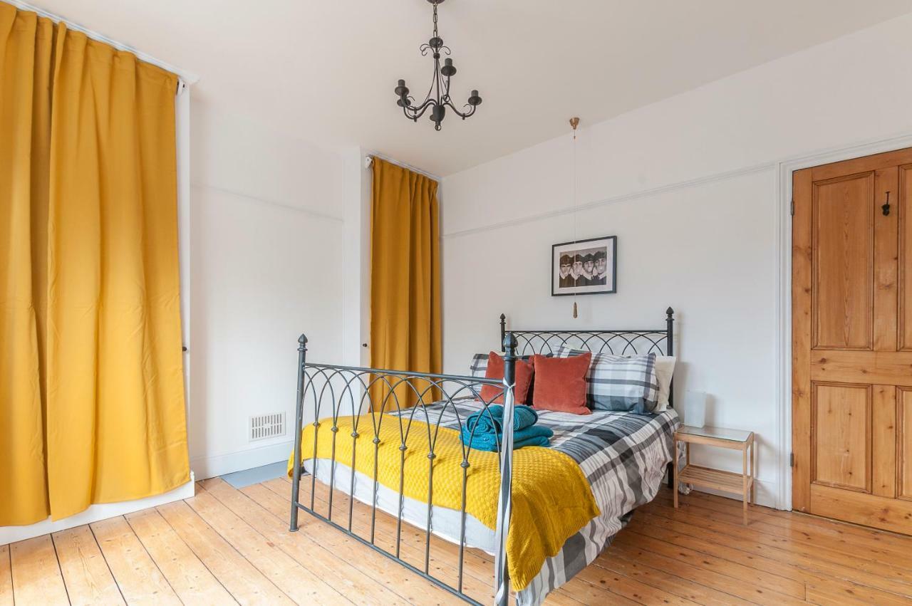Holiday home Bovey House *