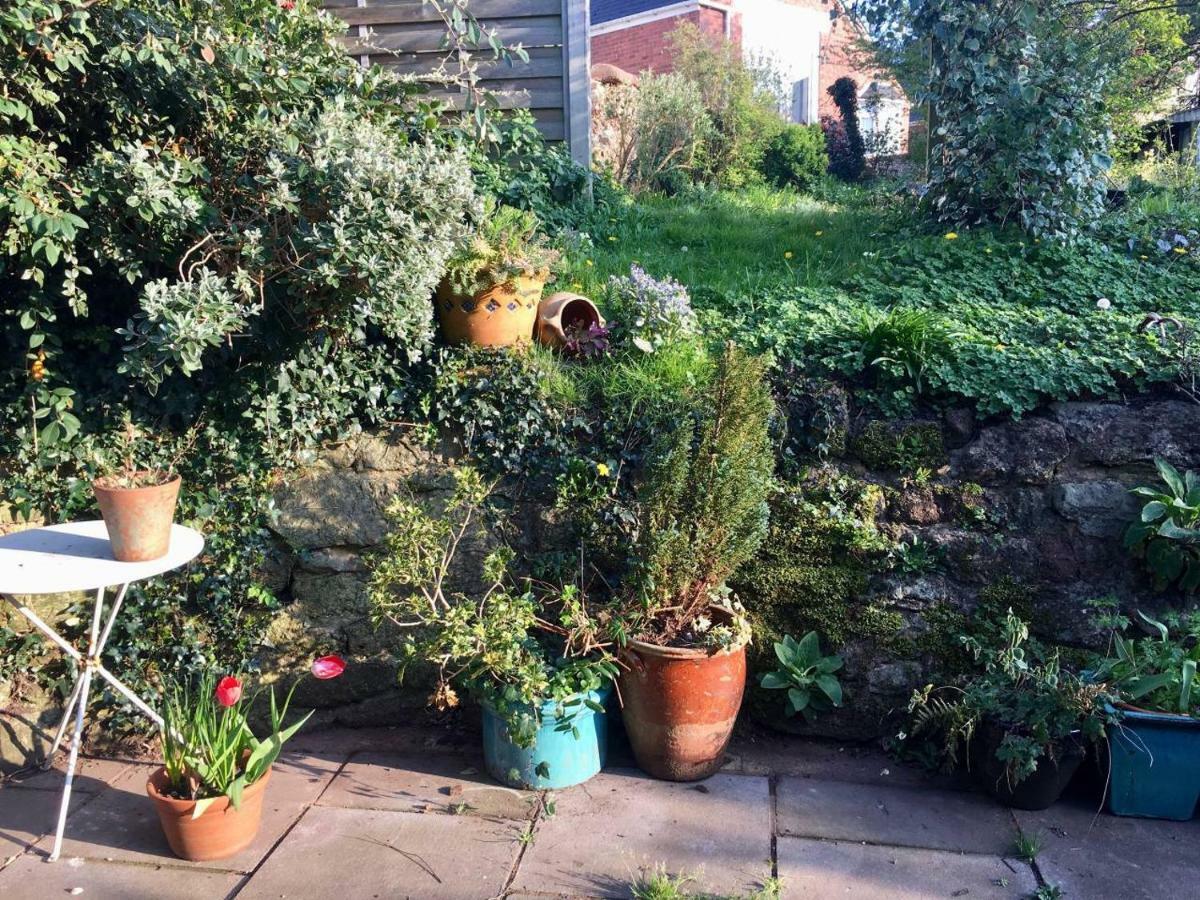 Holiday home Secret Garden