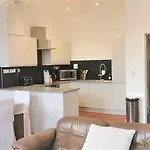 Apartment Two St Olaves Lookout