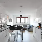 Zeni 5 Bed Apartment In Central Exeter