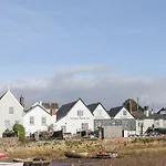 5 Exe Street