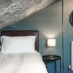 Townhouse Exeter