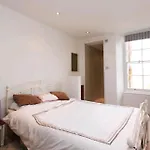 Devon House