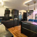 Stunning 2 Bed Apartment, In The Heart Of Exeter!