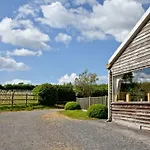 The Wine Lodge, Kenton Park Estate, Exeter