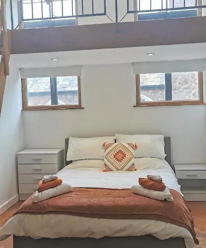 Apartment Two St Olaves Lookout