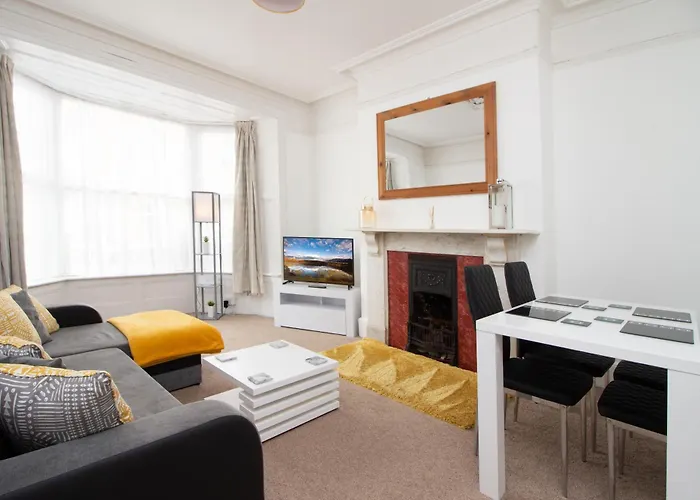 Raleigh Gf - Ground Floor 1 Bed Georgian Flat In The City Centre Free Parking And Wifi