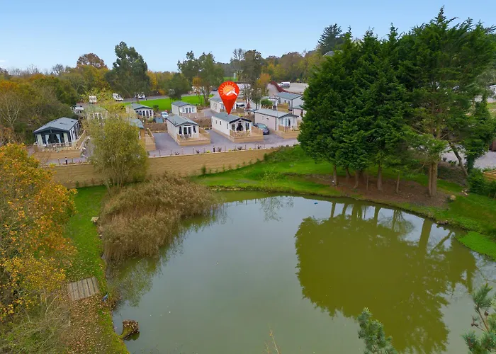 Lake View Holiday Home - Fishing Lakes