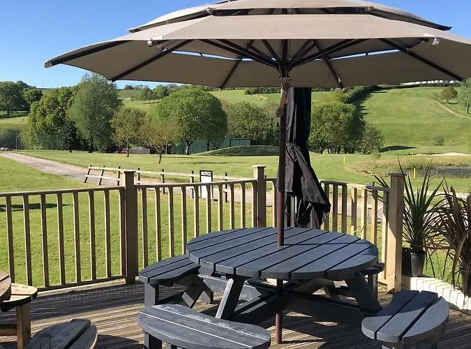 Fingle Glen Golf Hotel At Bishops Park