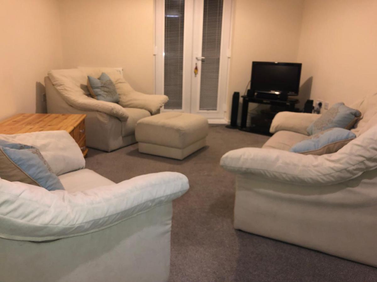 Entire Two Bed Coach House Super King Beds Turn Into Singles Exeter