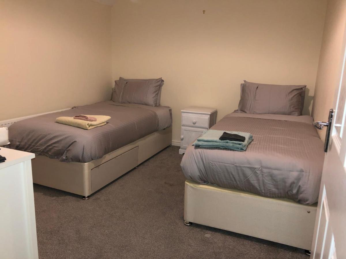 Holiday home Entire Two Bed Coach House Super King Beds Turn Into Singles Exeter