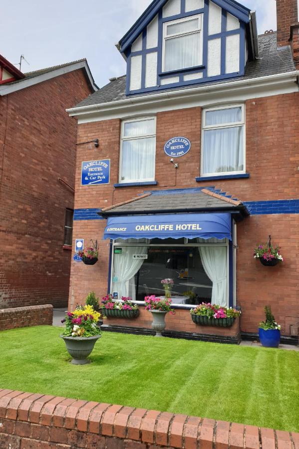 The Oakcliffe 3*