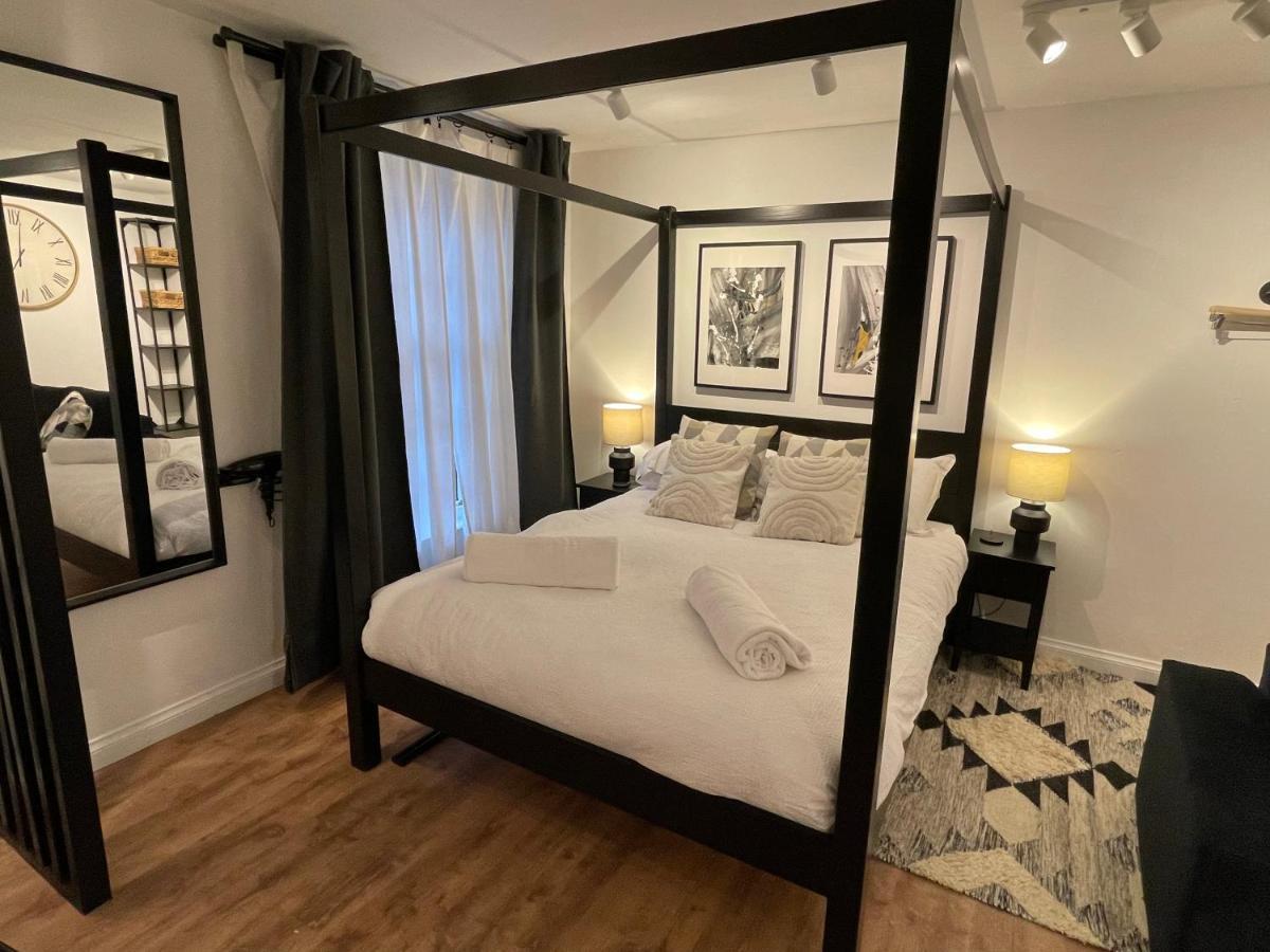 Ultra Modern Apartment, In Apartamento *