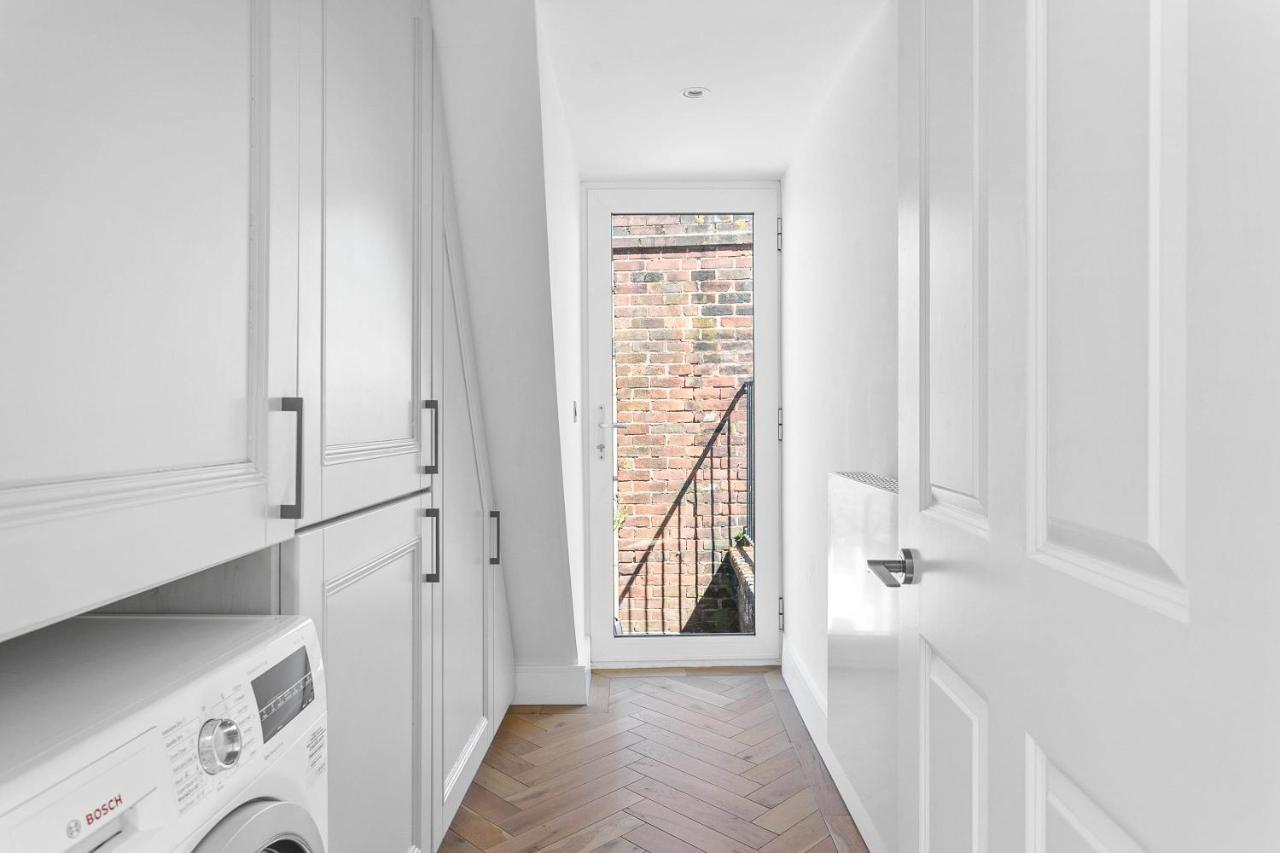 Cathedral Penthouse - Opulent, Elegant With Terrace Views Over Majestic *