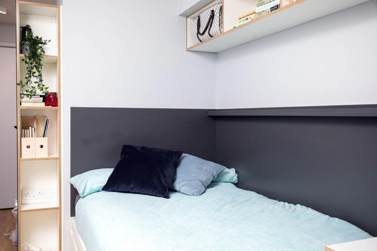 Modern Private Bedrooms At The Depot In The Heart Of Exeter Apartment Exeter