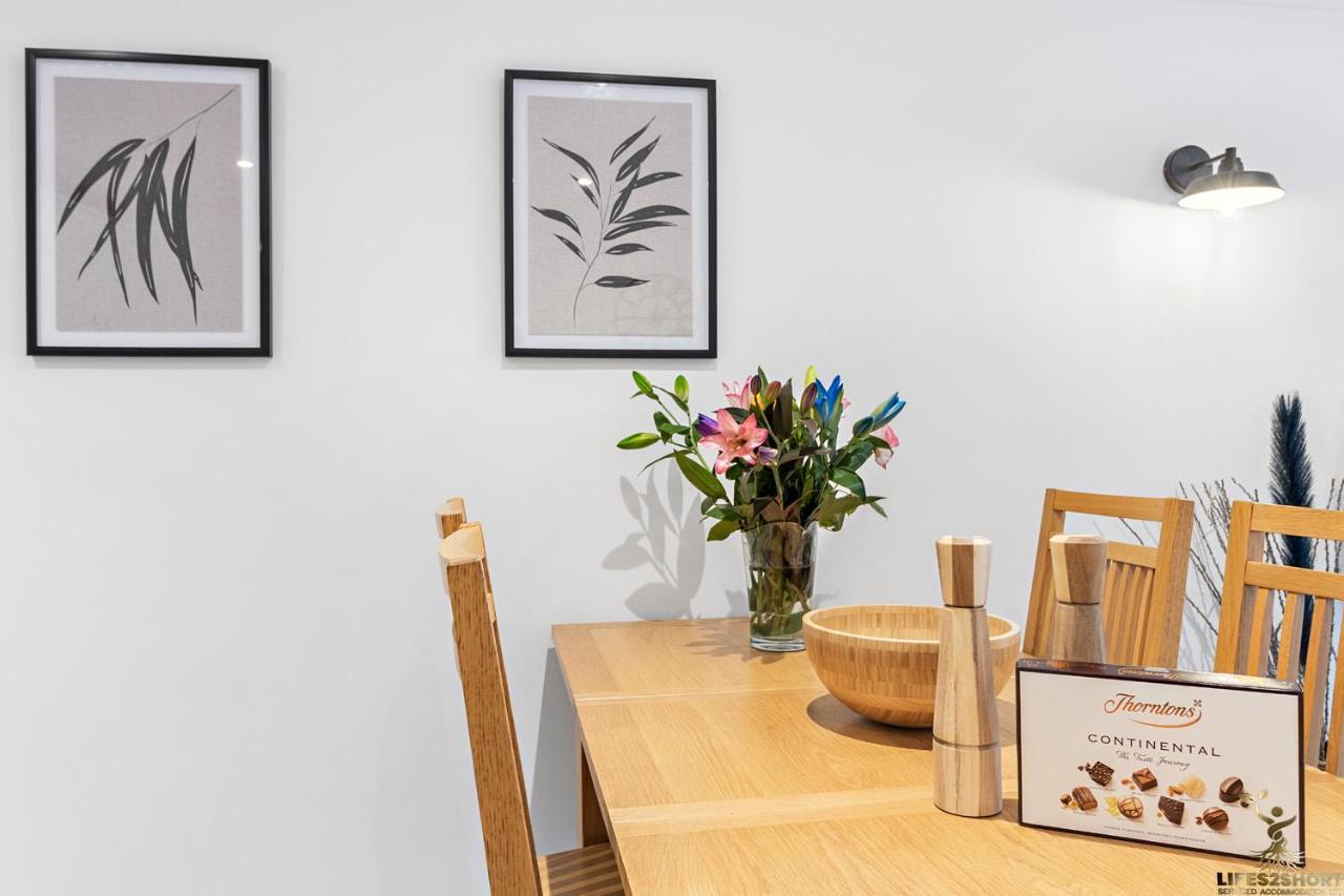 Spacious Centre Apt Near Cathedral & Quay Appartement Exeter