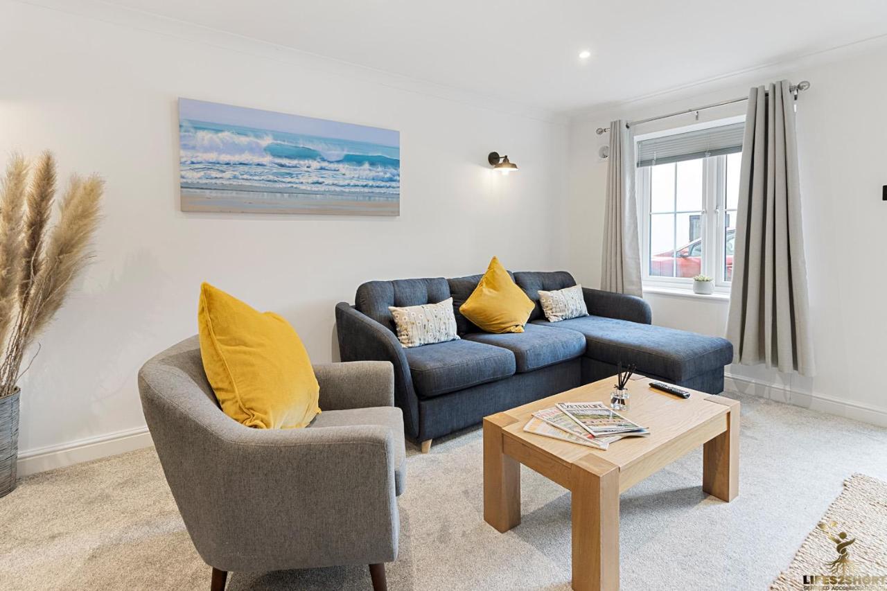 Appartement Spacious Centre Apt Near Cathedral & Quay *