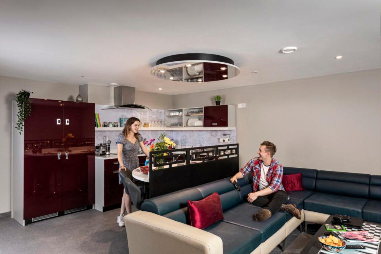 Study Walnut Gardens For Students Only Apartment *