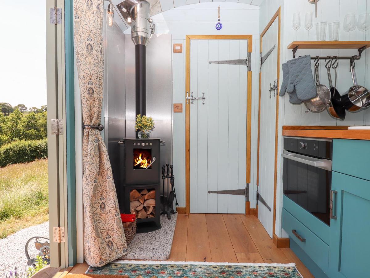 Holiday home Two Moors Shepherds Hut