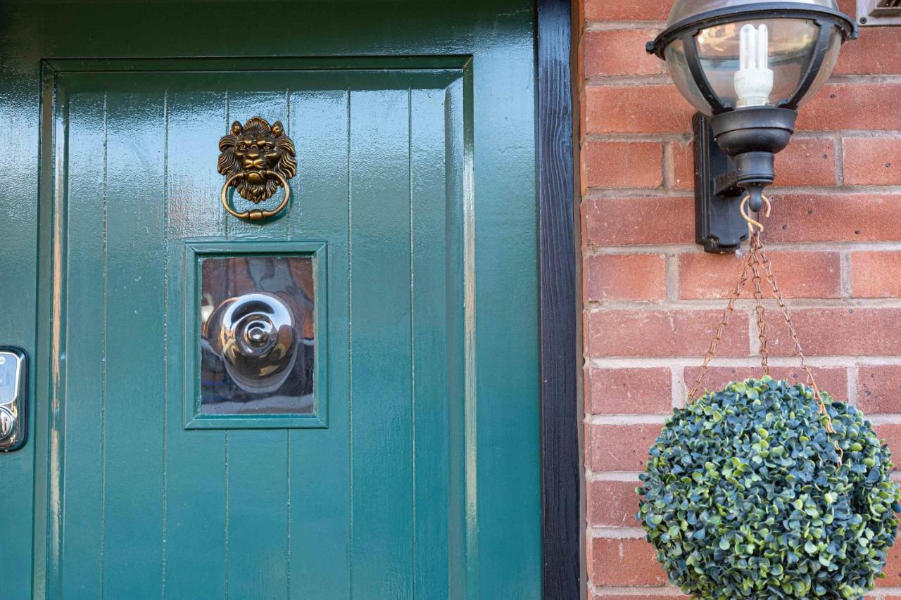 Chandlers Walk Modern Comfy Family In Holiday home Exeter