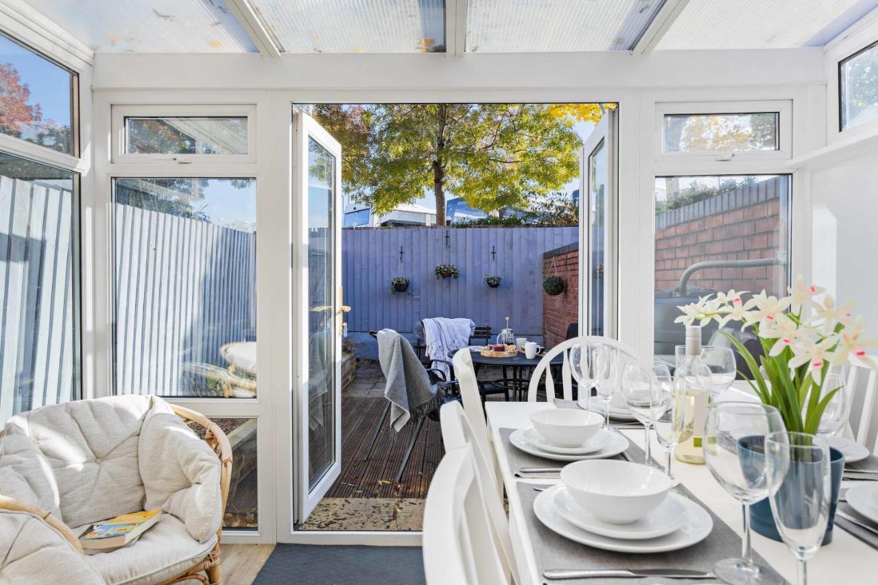 Chandlers Walk Modern Comfy Family In Holiday home *