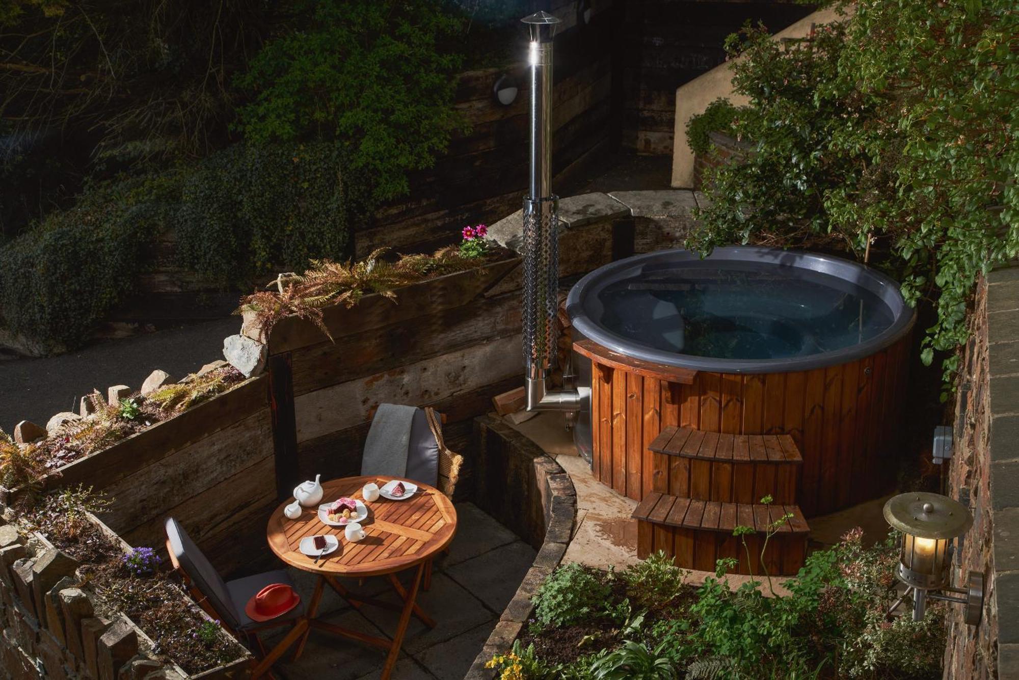 Apartment Swallows End - With Hot Tub, Sauna And Pool *