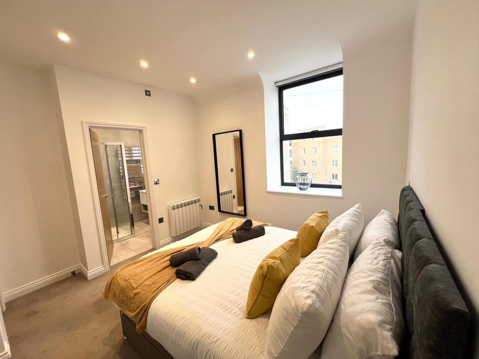 Richmond Mews By Staytor *