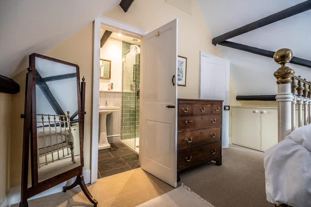 Holiday home Grand Sleeps 6 - Short Uk Ltd *