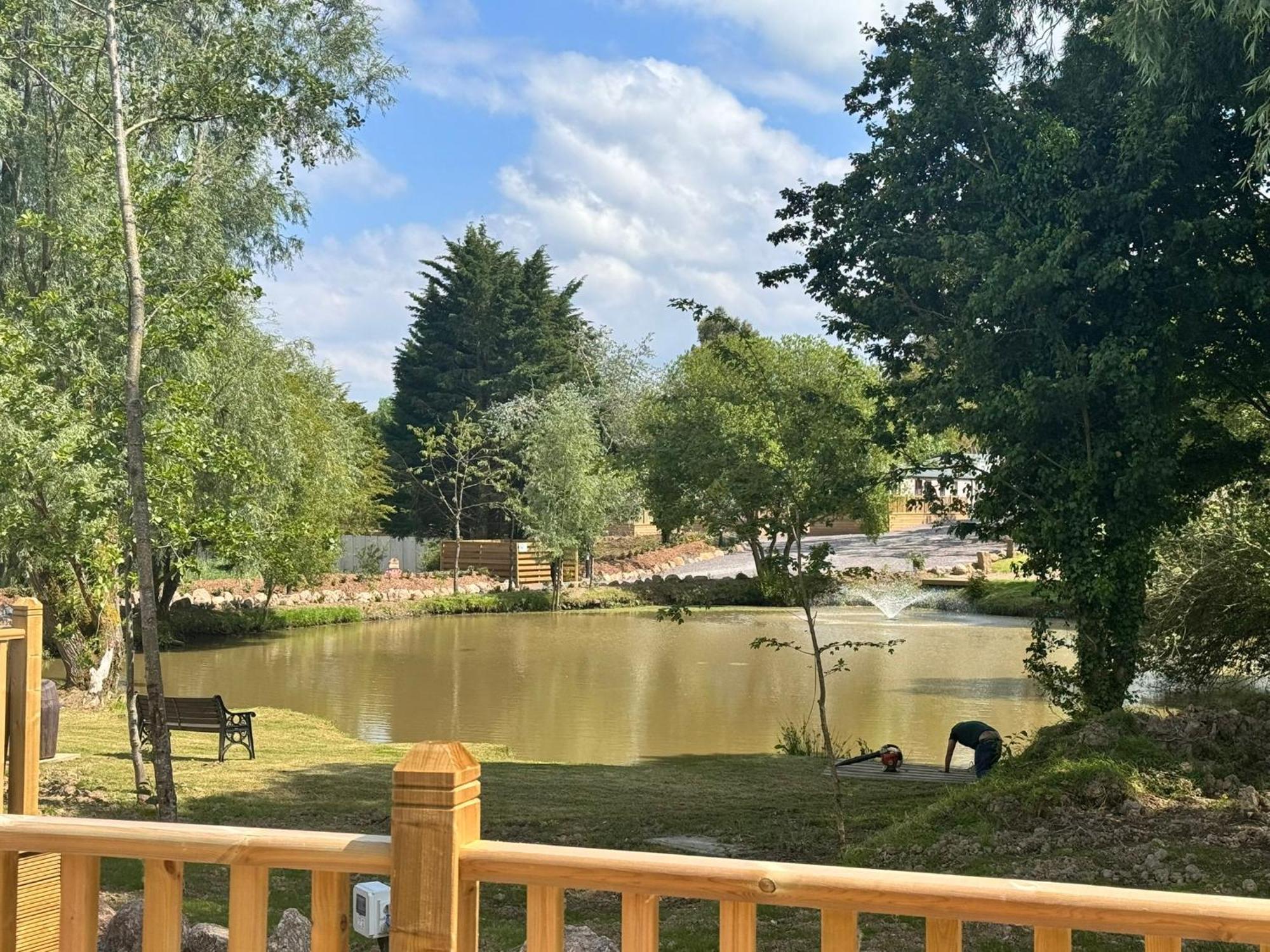 View - Fishing Lakes Chalet *