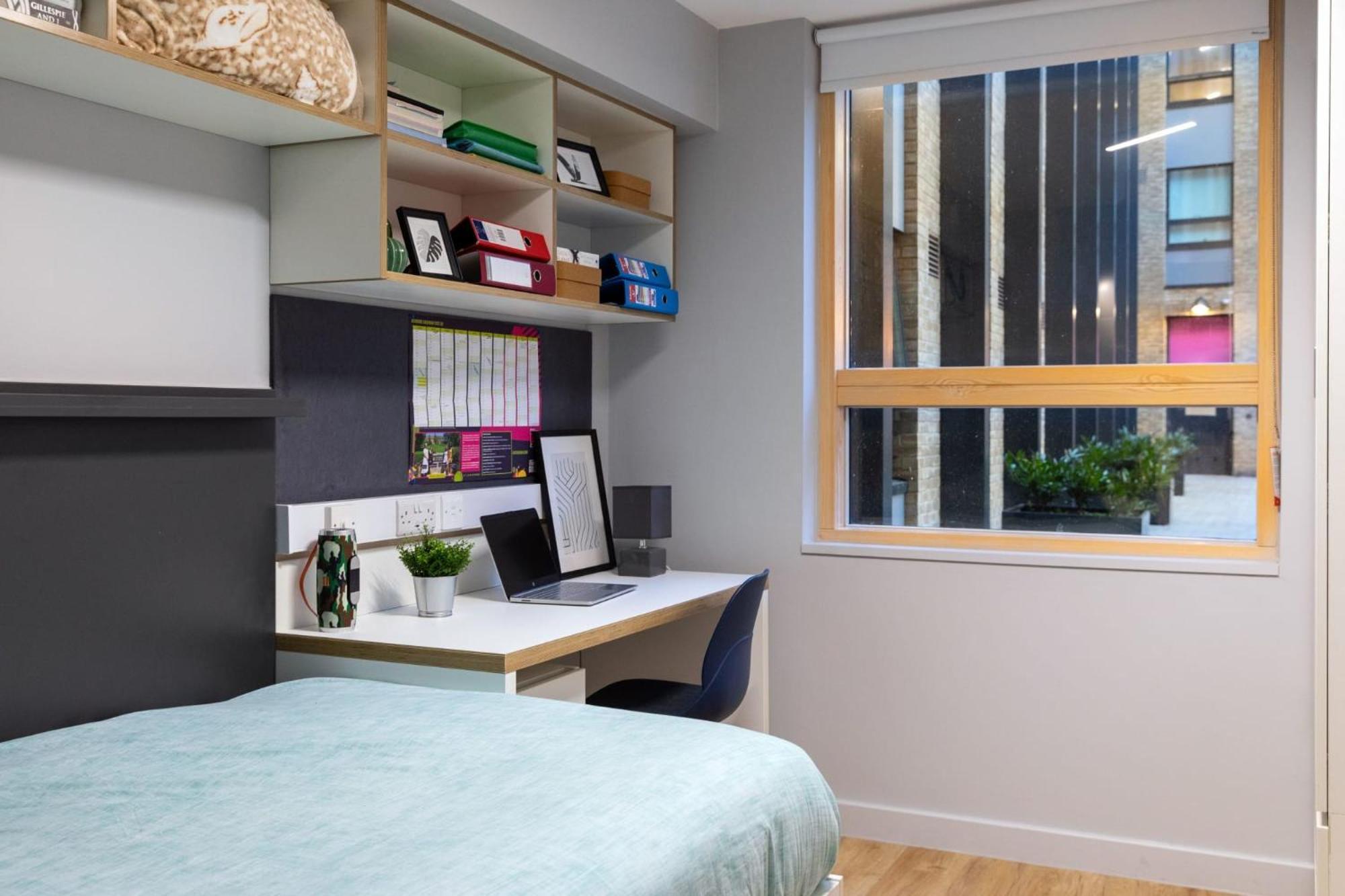 Modern Private Bedrooms At The Depot In The Heart Of Exeter Apartment