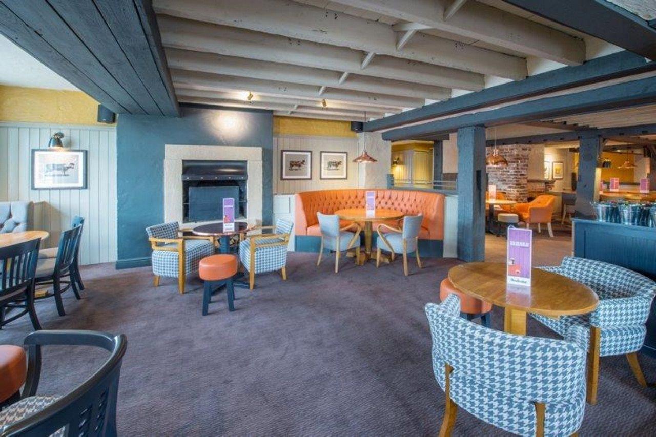 Premier Hotel