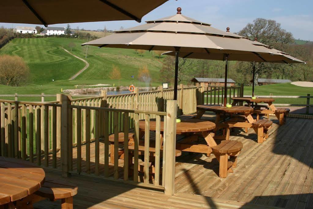 Fingle Glen Golf At Bishops Park Hotel 3*