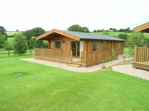 Fingle Glen Golf At Bishops Park Hotel Exeter