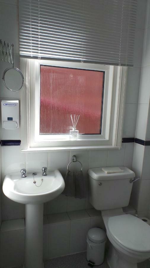 The Oakcliffe 3* Exeter