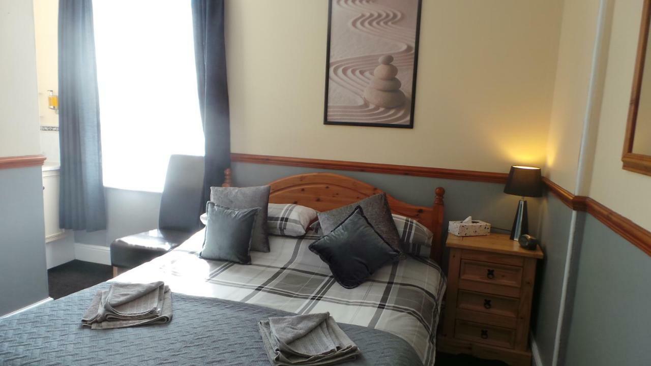 The Oakcliffe 3* Exeter