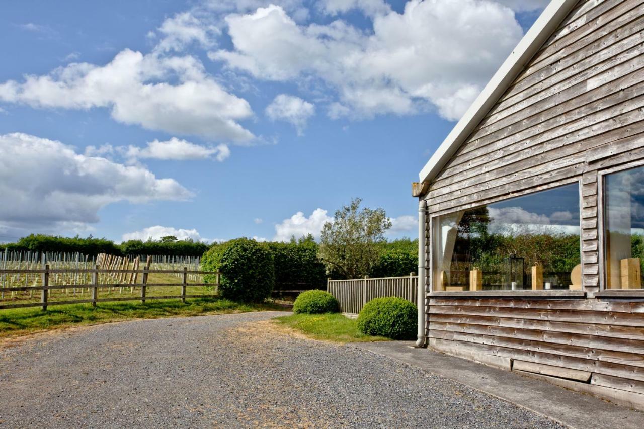 The Wine Lodge, Kenton Park Estate, *