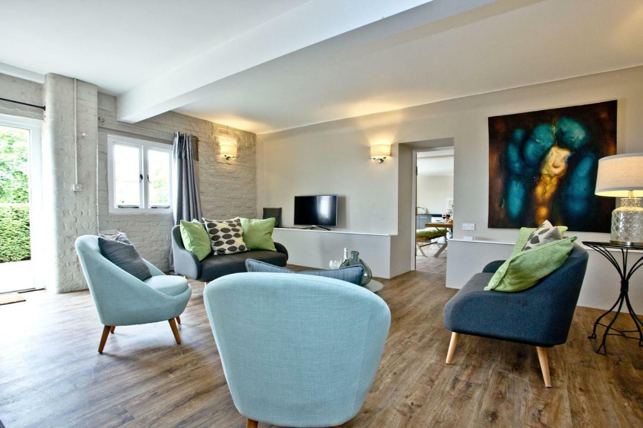 The Wine Lodge, Kenton Park Estate, Holiday home Exeter