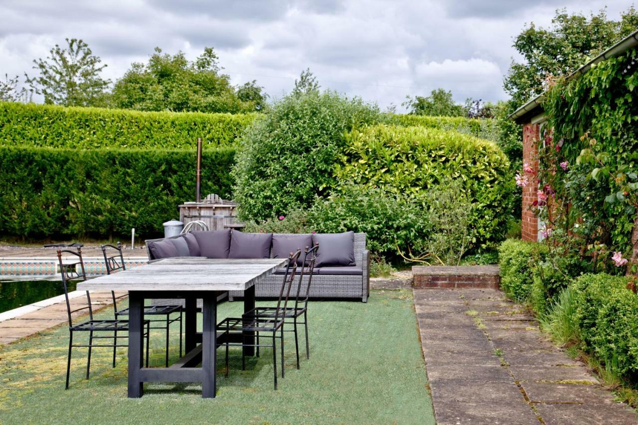 The Wine Lodge, Kenton Park Estate, Holiday home